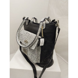 Cartera Allegra cuero negro combinado