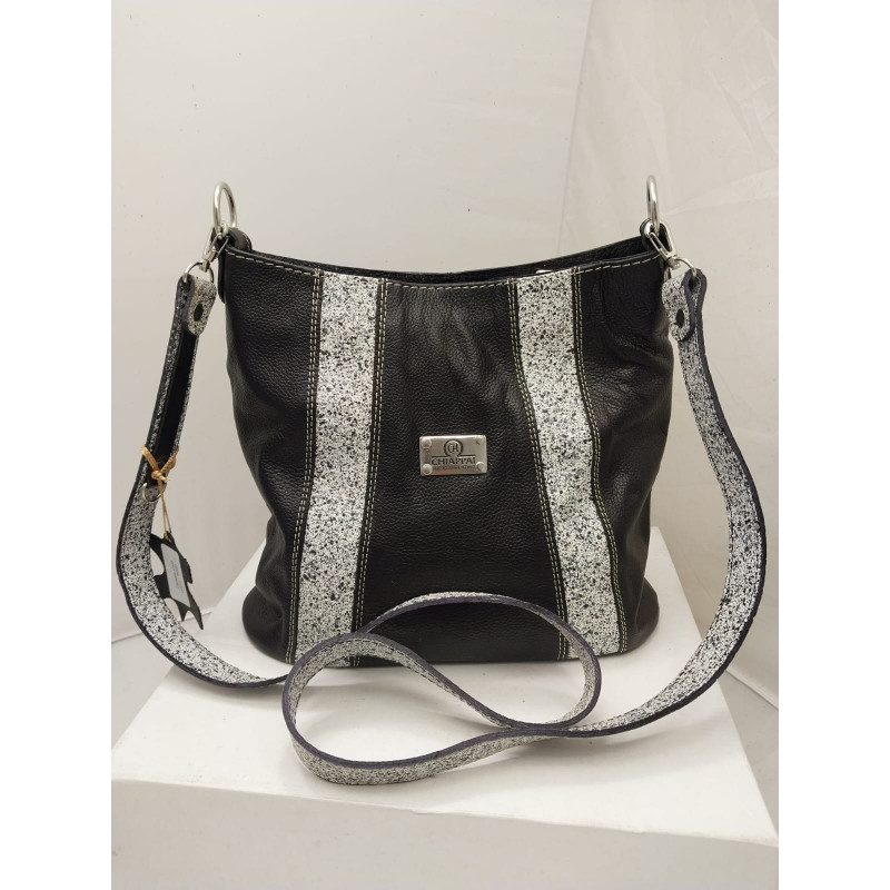 Cartera Uxia color negro combinado