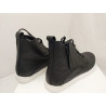 Zapatilla botita de hombre