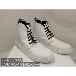 Zapatilla botita de hombre