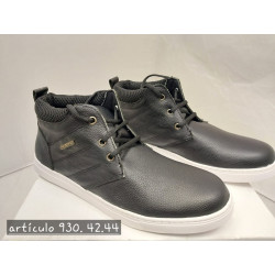 Zapatilla botita de hombre