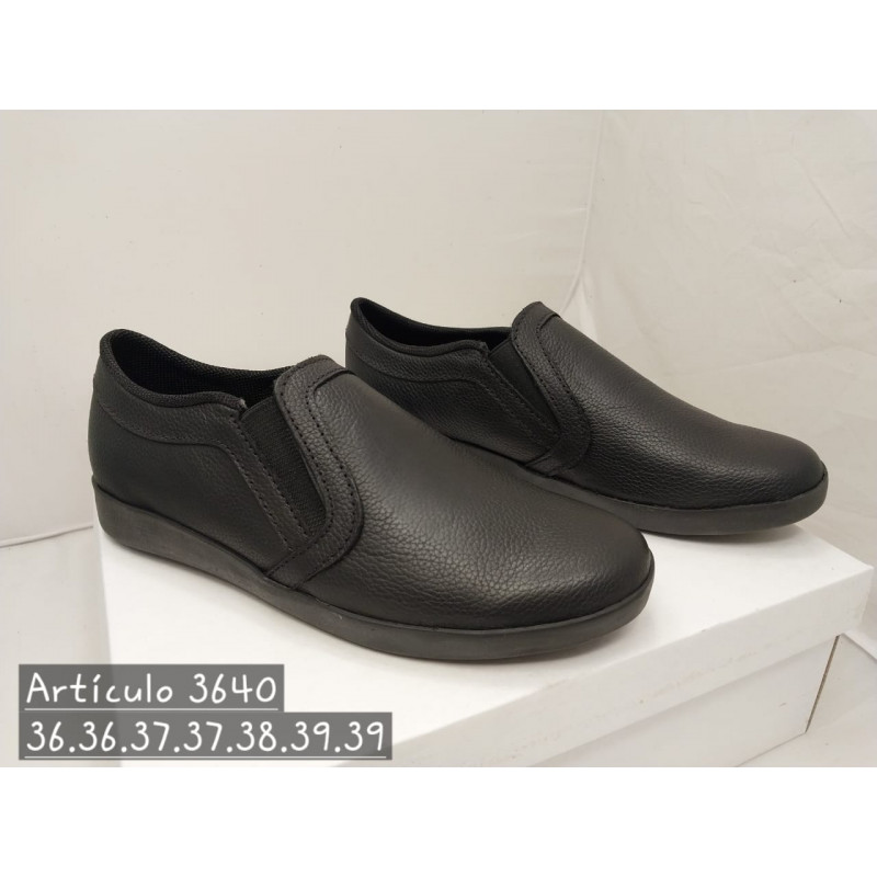 Zapatilla de mujer