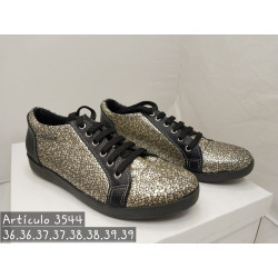 Zapatilla de mujer