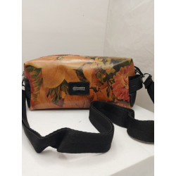 Neceser Sport cuero floreado