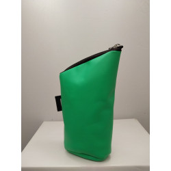 Yerbero de cuero color verde